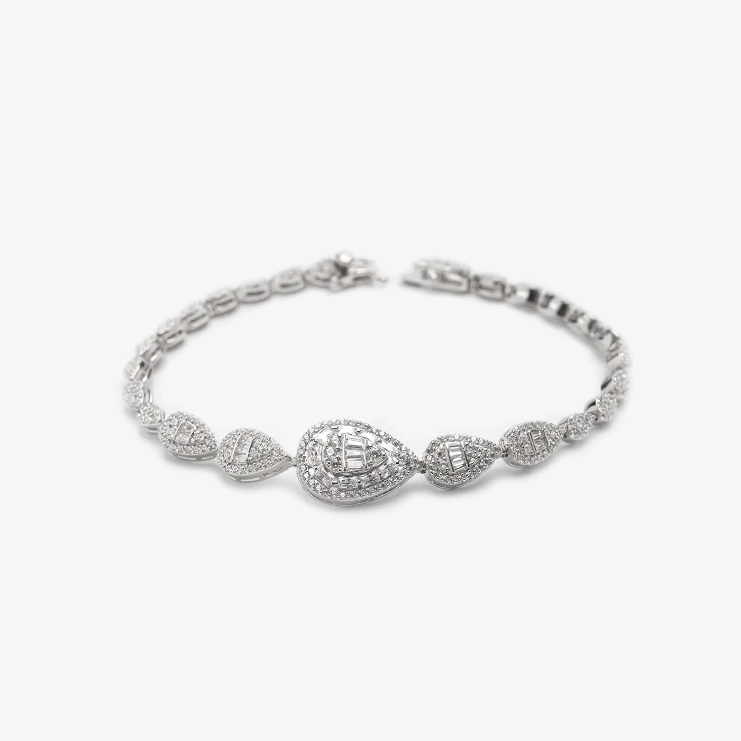 Srebrna bransoletka do ślubu Kropla Miłości BR43 D Srebrna bransoletka do ślubu Kropla Miłości BR43 D