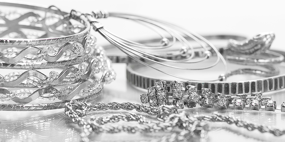 Stal szlachetna w hurtowni